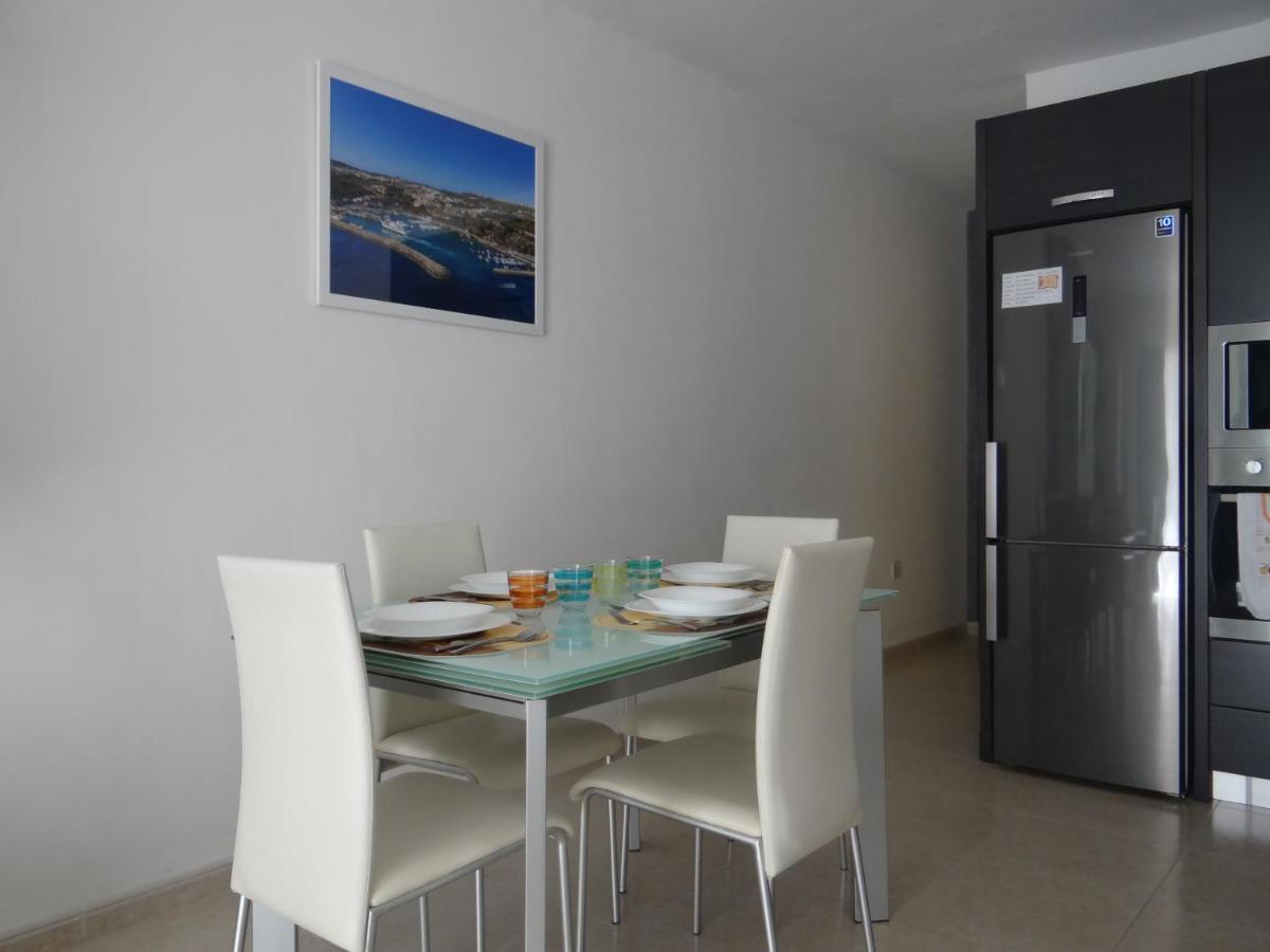 Modern Two Bedroom Sea View Apartment Марсаскала Екстериор снимка